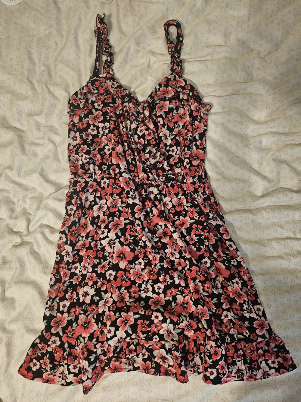 Divided Floral Maxi Dress in Black & Red Size Medium